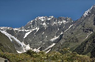 Der Ailama gehört zu den schwierigsten Bergen im Umkreis von Zescho
